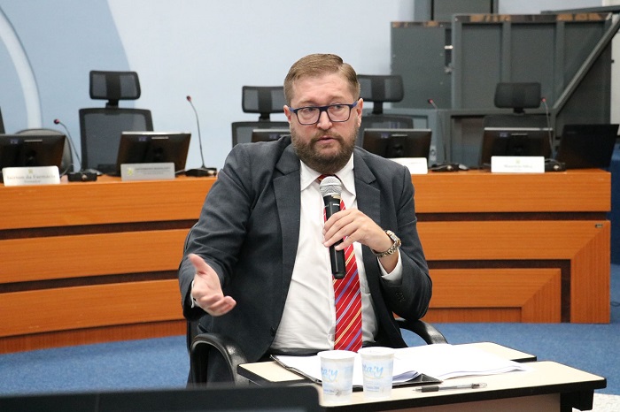 DESCHK AFIRMA À ‘CEI DO LIXO’ QUE NÃO HAVIA NECESSIDADE DE LICITAÇÃO PARA A PRORROGAÇÃO DE CONTRATO