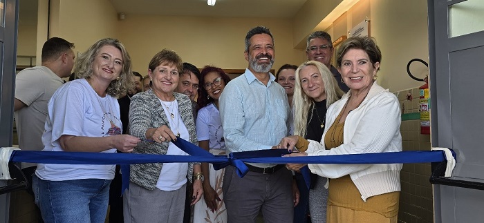 PREFEITURA ENTREGA OBRAS DE REFORMA E AMPLIAÇÃO DA ESCOLA GUITIL FEDERMANN