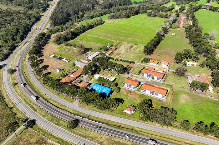 MODELO DE COOPERATIVA-ESCOLA TRANSFORMA O ENSINO AGRÍCOLA NO ESTADO