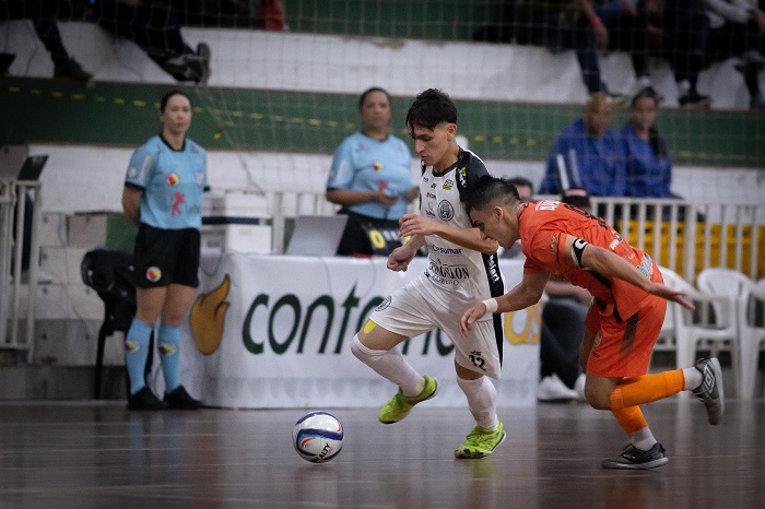CONTORNO FUTSAL ENFRENTA APAF NESTA NOITE EM PARANAGUÁ