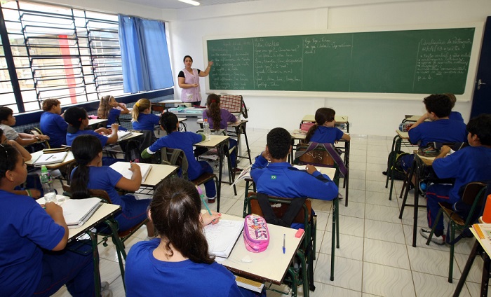 PROFESSORES DO ESTADO RECEBERÃO REAJUSTE EM FOLHA COMPLEMENTAR