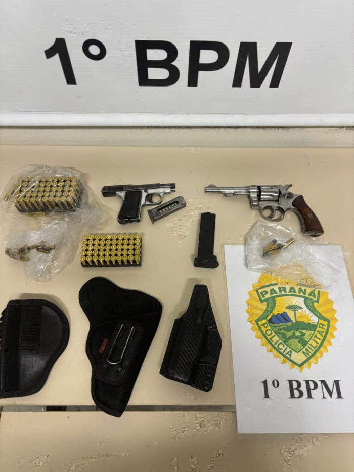 POLÍCIA MILITAR APREENDE ARMAS E MUNIÇÕES