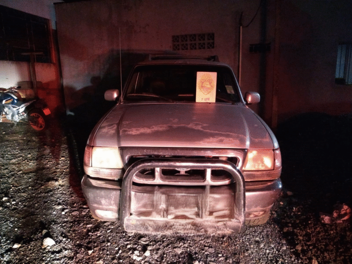 VEÍCULO FURTADO É RECUPERADO PELA POLÍCIA MILITAR