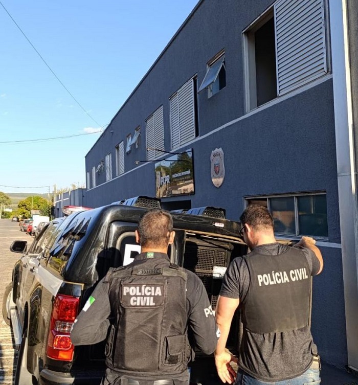 POLÍCIA CIVIL PRENDE SUSPEITO DE MATAR HOMEM COM PAULADAS E GOLPES DE FACA