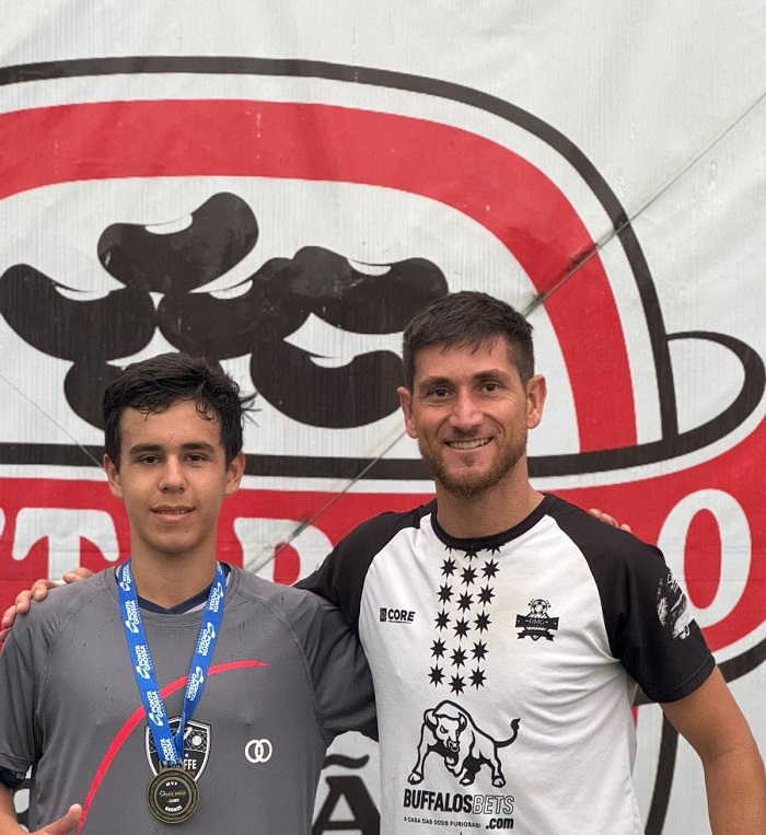 DESTAQUES DO INTERCLUBES RECEBERAM A PREMIAÇÃO DA ETAPA PONTA-GROSSENSE