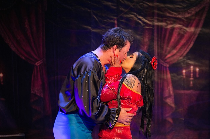 CIRQUE VOLARE ENCERRA APRESENTAÇÕES E OFICINA DE DANÇAS SEXTA-FEIRA NO ‘ÓPERA’