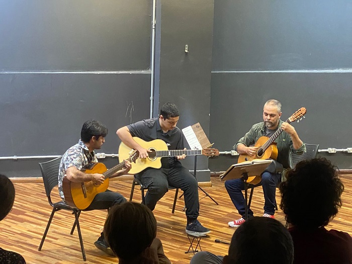 CONSERVATÓRIO MUNICIPAL APRESENTA RECITAIS DE CORDAS E PERCUSSÃO
