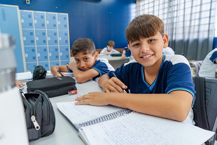 1 MILHÃO DE ESTUDANTES DA REDE ESTADUAL RETORNAM ÀS AULAS NA SEGUNDA-FEIRA