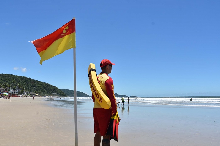 PREVENÇÃO DE AFOGAMENTOS É TEMA DE CAMPANHA DOS BOMBEIROS DO PARANÁ