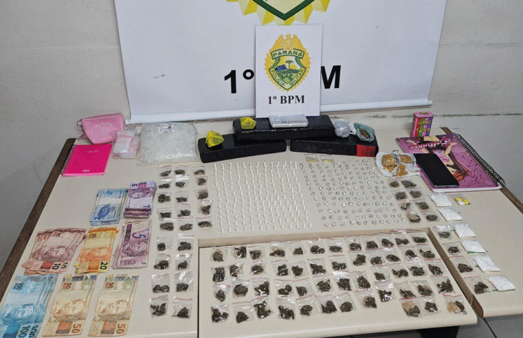 PM APREENDE DROGAS E PRENDE DOIS SUSPEITOS NO BAIRRO CONTORNO
