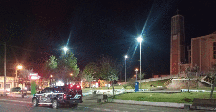 PCPR PRENDE MULHER DE 30 ANOS POR ROUBO PRATICADO EM ÁREA CENTRAL DA CIDADE