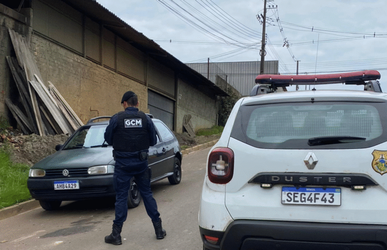 VEÍCULO COM ALERTA DE FURTO É RECUPERADO PELA GUARDA CIVIL MUNICIPAL