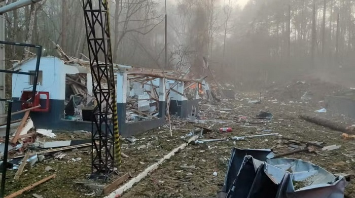 EXPLOSÃO DE FÁBRICA EM QUATRO BARRAS MOBILIZA POLICIAIS E BOMBEIROS
