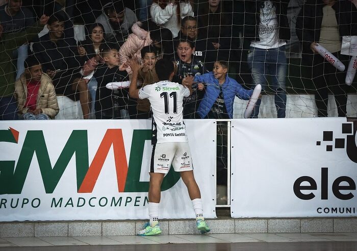 CONTORNO FUTSAL CONVOCA A TORCIDA PARA BUSCAR A CLASSIFICAÇÃO NO SEGUNDO TURNO
