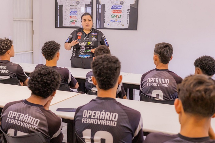 ATLETAS DA BASE DO OPERÁRIO CONTAM COM ACOMPANHAMENTO PEDAGÓGICO