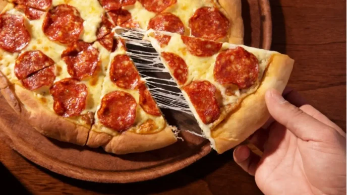 APROAUT REALIZA VENDA DE PIZZAS PARA ARRECADAÇÃO DE FUNDOS NA SEXTA-FEIRA