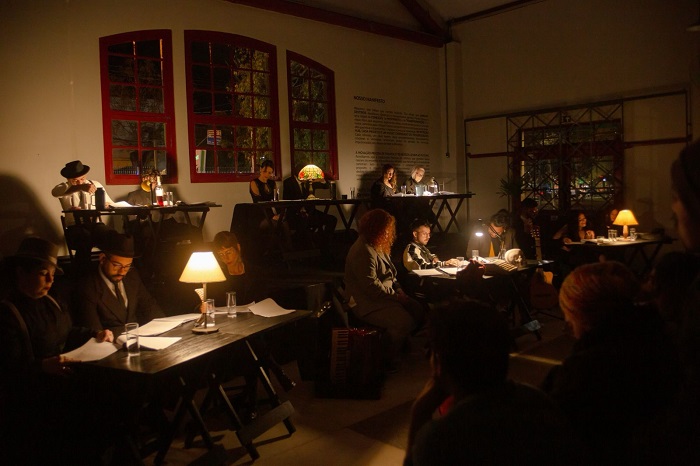 ESTAÇÃO HUB RECEBE GRUPO DE TEATRO DE PONTA GROSSA PARA LEITURA DRAMÁTICA
