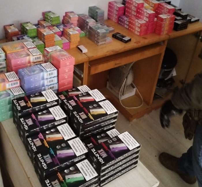 POLÍCIA PRENDE 3 PESSOAS COM CANETAS EMAGRECEDORAS E BOTOX FALSIFICADOS