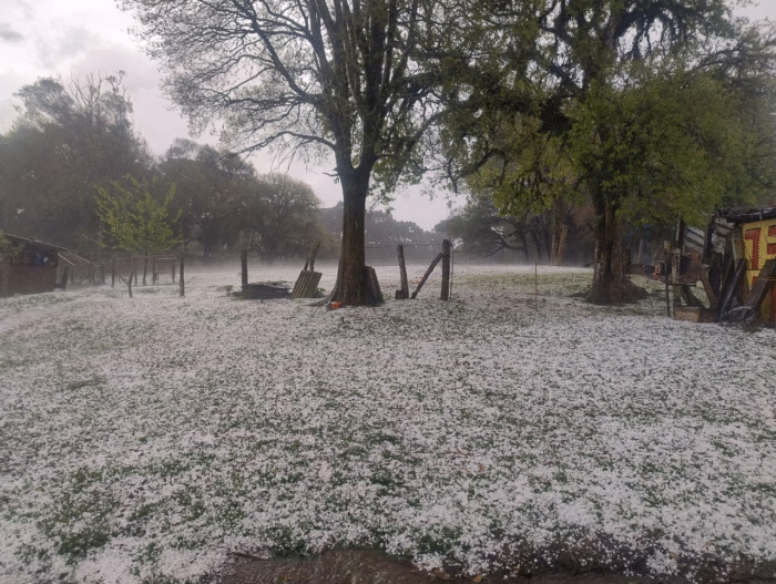GRANIZO ATINGE TIBAGI, PONTA GROSSA, CARAMBEÍ E CASTRO