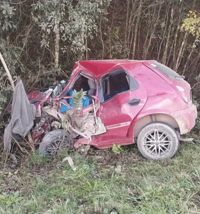 TRAGÉDIA NA BR-153 – MÃE E FILHO MORREM EM COLISÃO FRONTAL