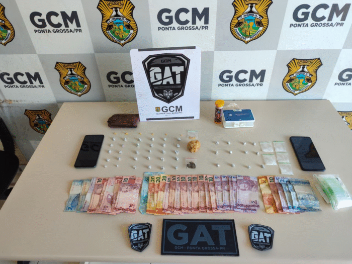 GCM APREENDE DROGAS E PRENDE DUAS MULHERES EM FLAGRANTE