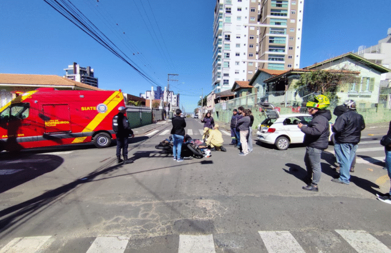 COLISÃO ENTRE CARRO E MOTO DEIXA UM FERIDO