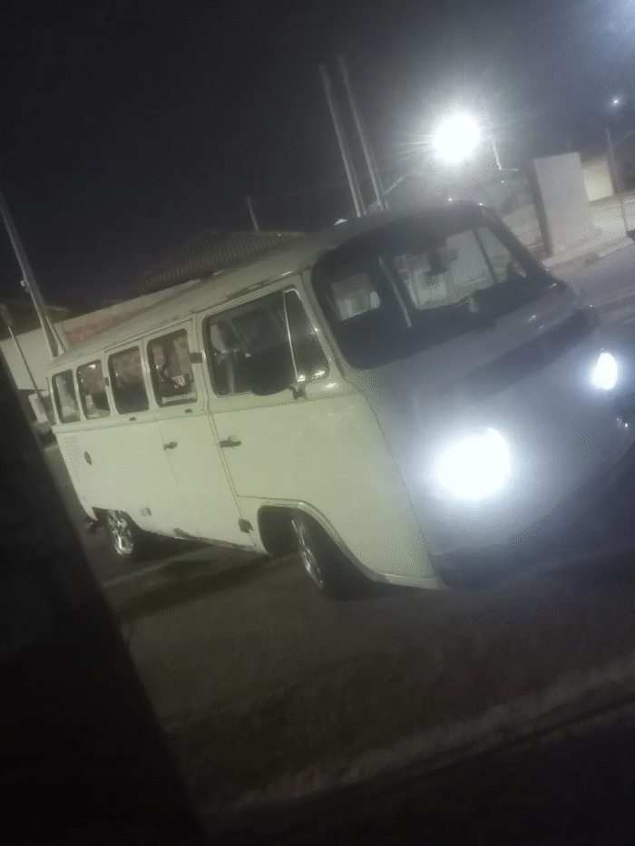 MOTORISTA É PRESO COM REVÓLVER APÓS TENTAR FUGIR DA POLÍCIA