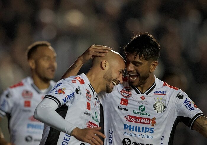 OPERÁRIO ‘ASSUSTA’ O CORITIBA COM GOL AOS 52 SEGUNDOS DE BOLA ROLANDO