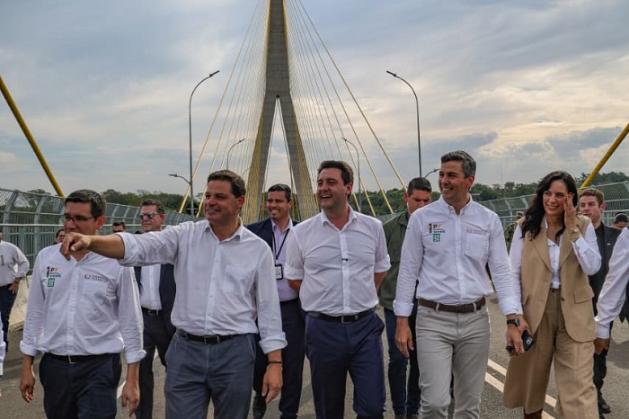RATINHO JUNIOR E SANTIAGO PEÑA VISITAM A PONTE DA INTEGRAÇÃO BRASIL/PARAGUAI