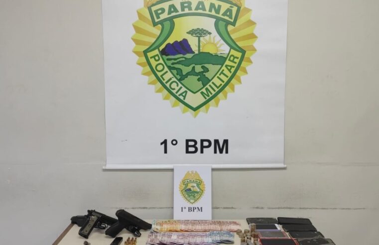 POLÍCIA MILITAR DESMANTELA PONTO DE TRÁFICO E APREENDE ARMAS