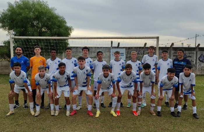 COLÉGIO DYNÂMICO GARANTE VAGA NAS SEMIFINAIS DA REGIONAL ‘BOM DE BOLA’
