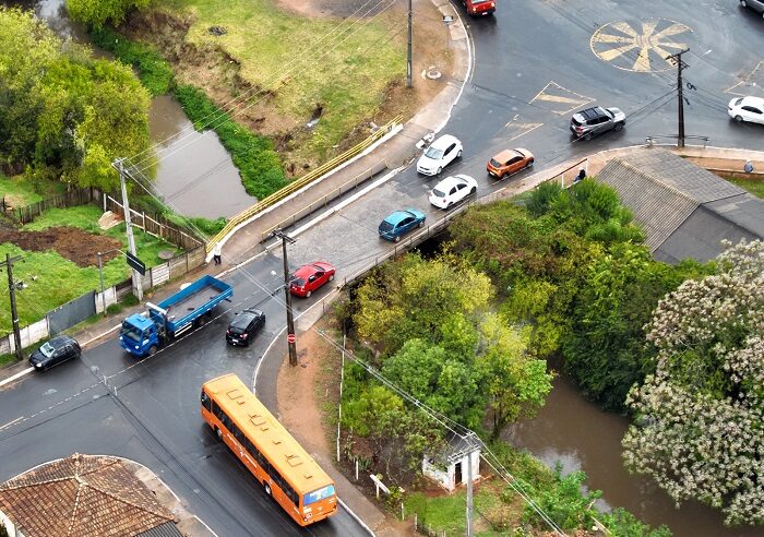 PREFEITURA BUSCA SOLUÇÕES PARA O TRÂNSITO NA ROTATÓRIA DO ‘COSTA RICA’