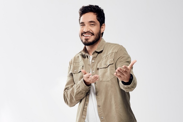 SHOW DE HUMOR DE DIOGO ALMEIDA MARCA ABERTURA DO 12º CONGRESSO DE EDUCAÇÃO