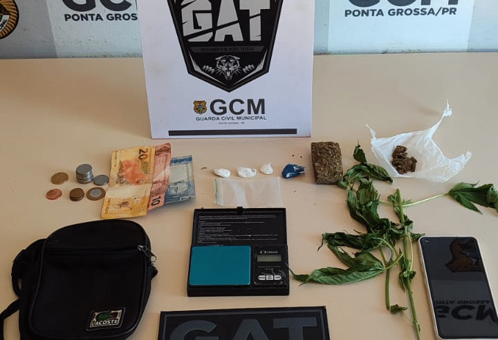 PRISÃO POR TRÁFICO DE DROGAS E APREENSÃO DE MENOR NO BAIRRO CHAPADA – PONTA GROSSA