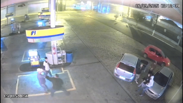 PAI E FILHO MATAM JOVEM DE 21 ANOS; POLICIA INVESTIGA( VÍDEO)