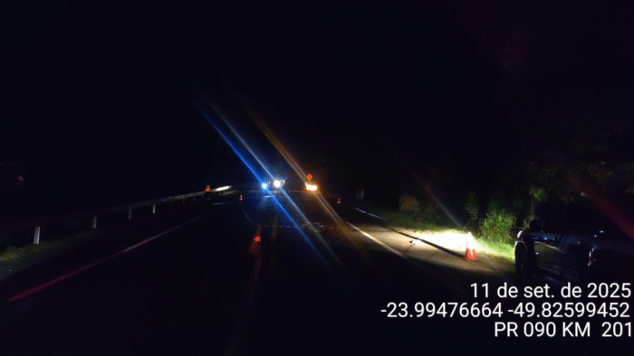 HOMEM MORRE ATROPELADO NA PR-092; RODOVIA FICA INTERDITADA PARA TRABALHO DO IML E CRIMINALÍSTICA