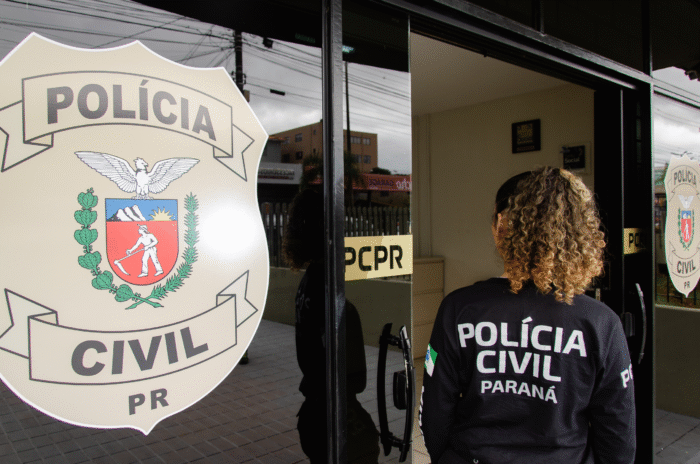 MULHER PRESA APÓS AGREDIR MÉDICA E QUEBRAR CELULAR AO RECEBER NOTÍCIA DA MORTE DO PAI NA UPA SANTANA DIZ QUE NÃO SE LEMBRAVA DO OCORRIDO