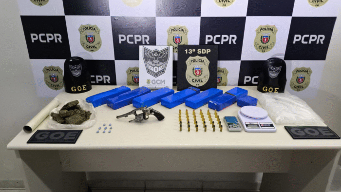 DEPÓSITO DE ARMAS, MUNIÇÕES E DROGAS É LOCALIZADO DURANTE AÇÃO INTEGRADA DAS FORÇAS DE SEGURANÇA NO SABARÁ