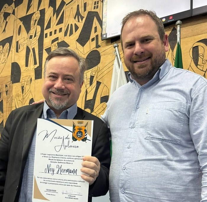 JORNALISTA NEY HERMANN COMEMORA 39 ANOS DE CARREIRA E RECEBE HOMENAGEM DA CÂMARA