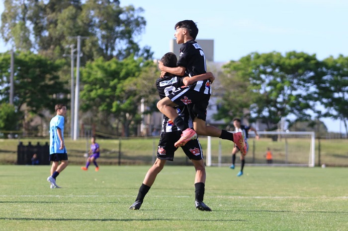 OPERÁRIO VENCE O TUPININQUIM E ENTRA NA DISPUTA PELA VAGA DA COPA PARANÁ SUB-14