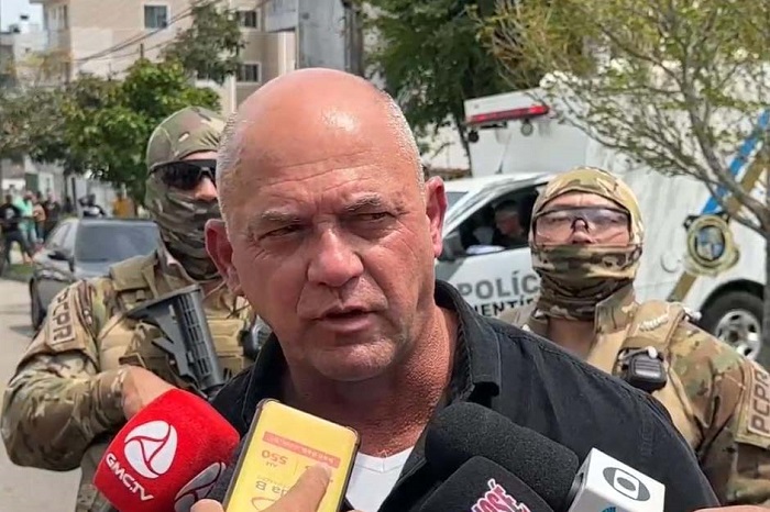 SUSPEITO PELO ASSASSINATO DE DELEGADO DE SP MORRE EM TROCA DE TIROS COM A POLÍCIA
