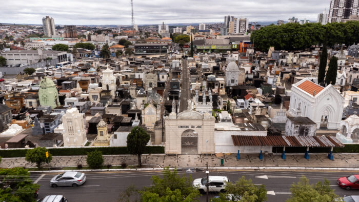 CEMITÉRIOS DE PONTA GROSSA RECEBEM LICENÇA AMBIENTAL DE OPERAÇÃO