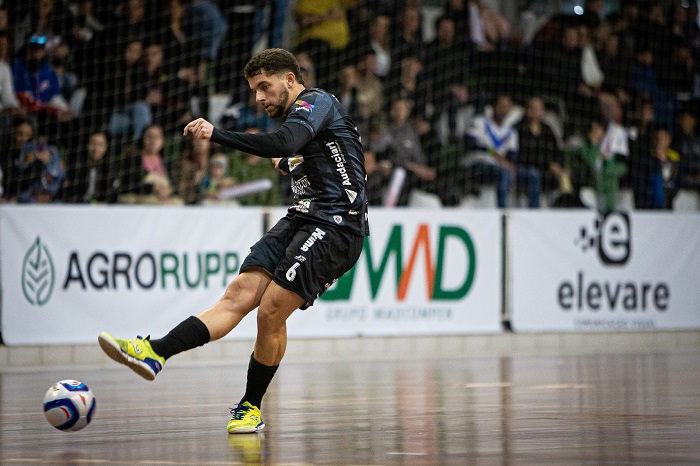 CONTORNO FUTSAL VAI A FOZ EM BUSCA DA VAGA NAS OITAVAS DA SÉRIE BRONZE