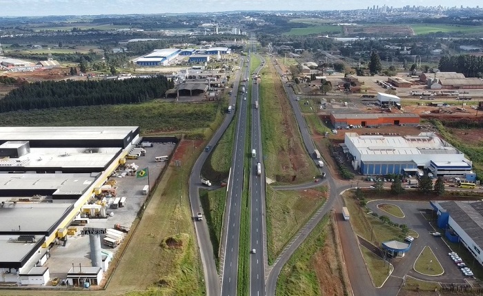 PREFEITURA COBRA PRVIAS POR MELHORIAS EM ACESSOS E TRECHOS DA BR-376