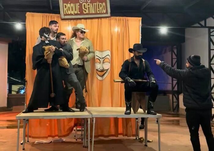 COMÉDIA “RÓQUE SANTÊRO” TEM TRÊS APRESENTAÇÕES NO CENTRO DE CULTURA