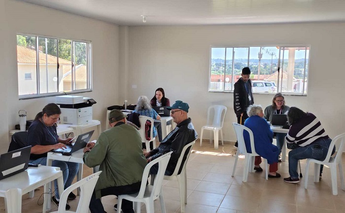 FASPG ORIENTA MORADORES DO CONDOMÍNIO DO IDOSO PARA O CADÚNICO