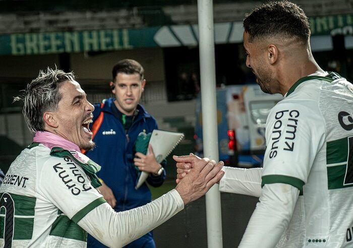 CORITIBA ABRE 5 PONTOS NA LIDERANÇA E O ATHLETICO TERMINA A RODADA EM 6º LUGAR
