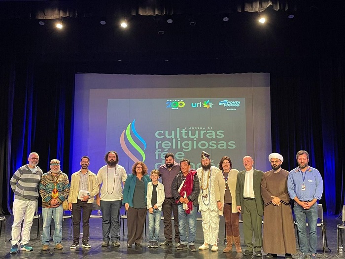 MOSTRA DA CULTURA RELIGIOSA TEM 2ª NOITE NO CINE TEATRO ÓPERA
