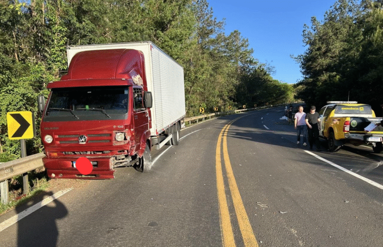 COLISÃO FRONTAL DEIXA MOTOCICLISTA MORTO NA PR-090