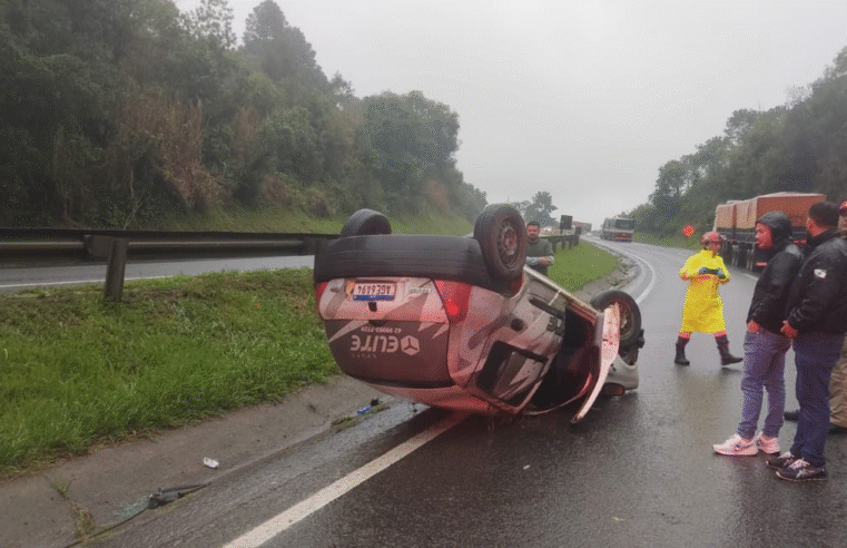 MOTORISTA FICA FERIDO EM CAPOTAMENTO NA PR-151